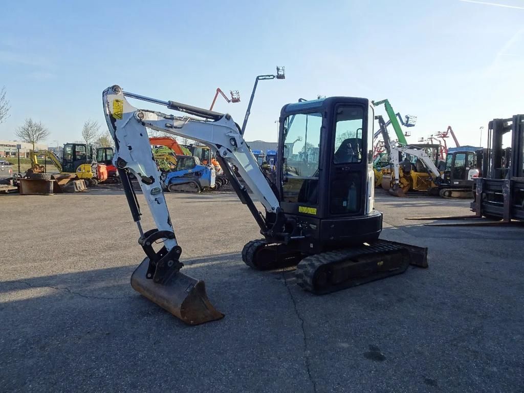 Bobcat E26 Mini kotrógép 18 750 EUR