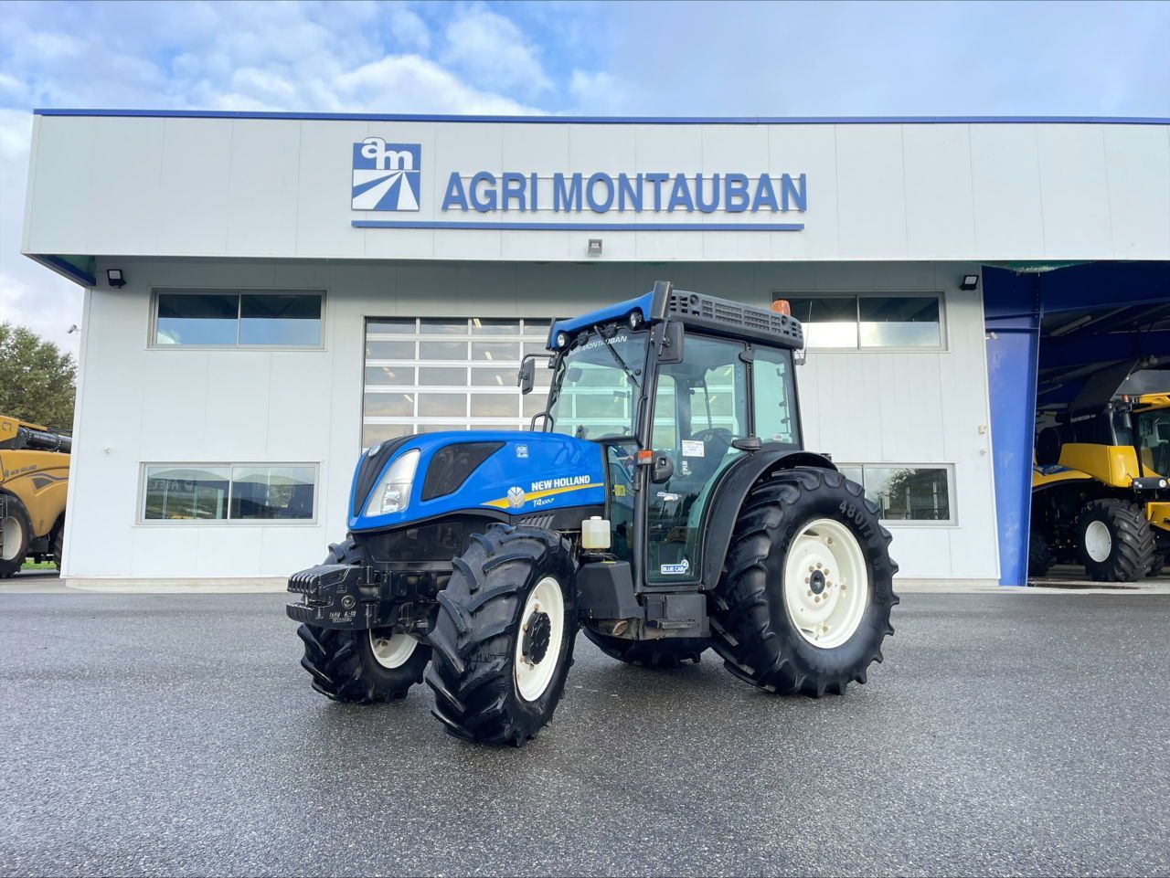 E-FARM: New Holland T4.100 LP - Tractor - id DUXDFZK - 43.500 € - Año: 2020 - Horas: 2230,Potencia del motor: 100,Francia