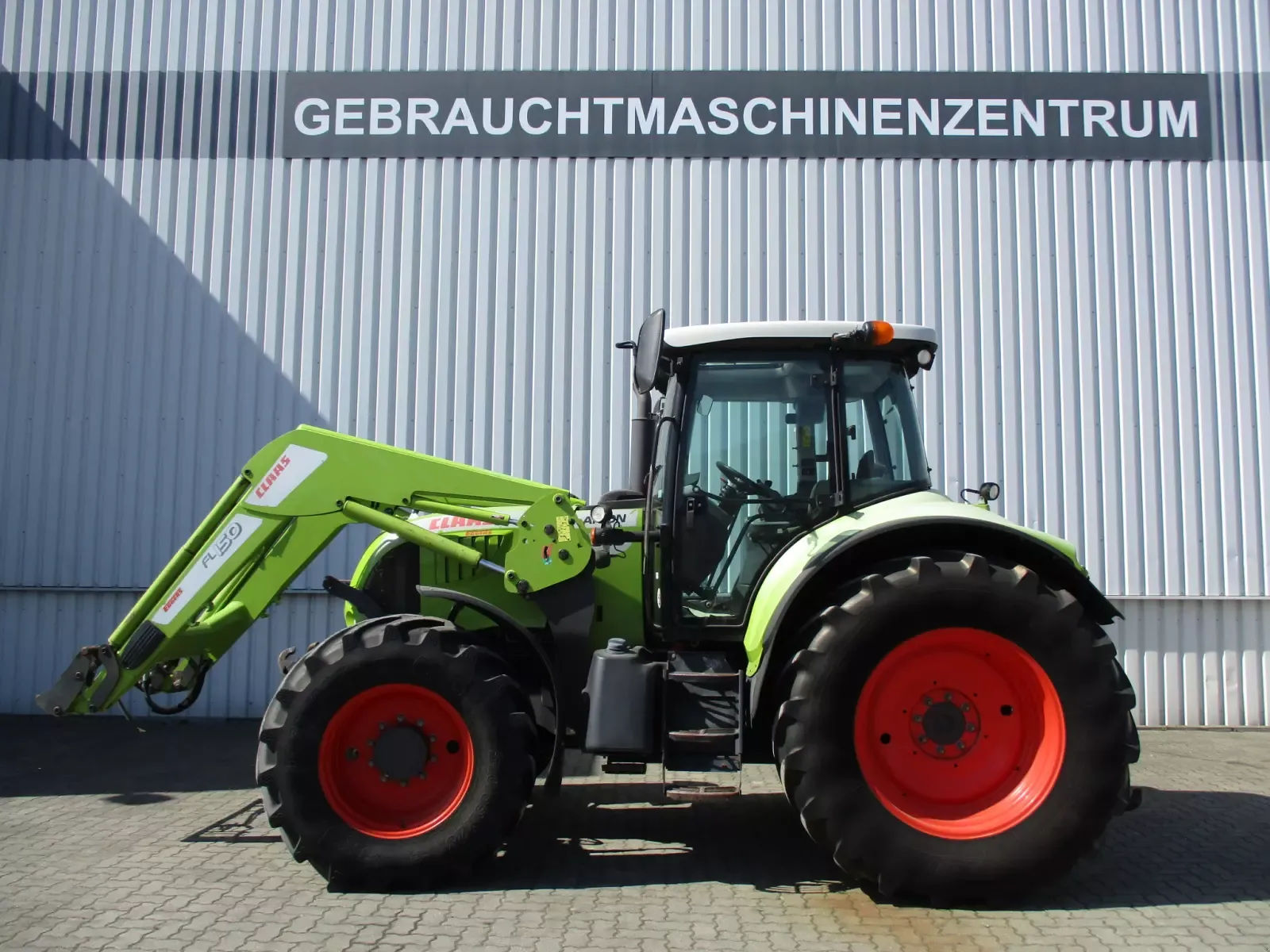 E-FARM: Claas Arion 640 CEBIS - Tracteur - id SAK1MGI - 43 900 € - Année: 2013 - Lecture du nombre d'heure: 9 174,Puissance du moteur (chevaux): 160,Allemagne