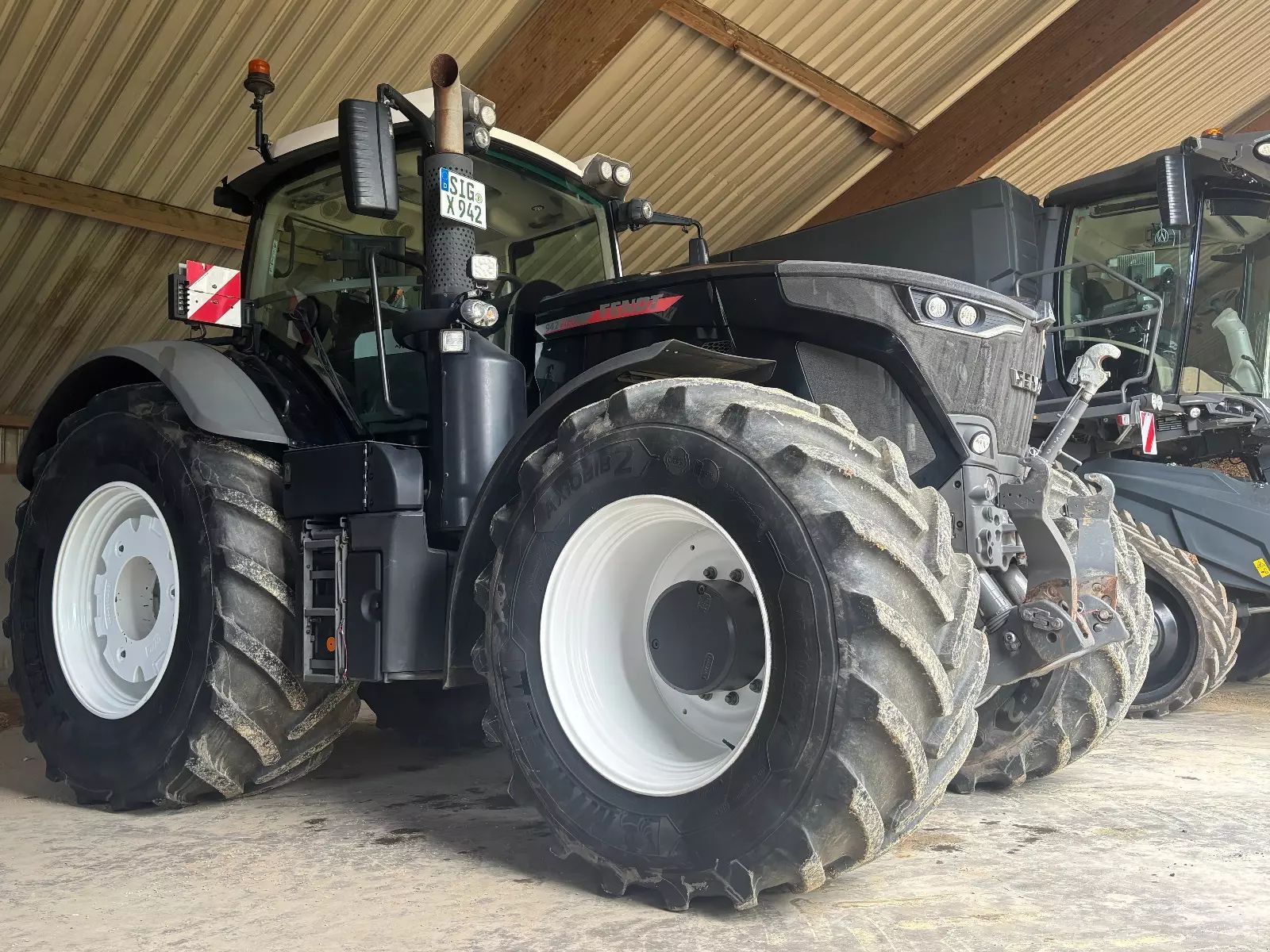 Fendt 942 Vario Profi Plus Tractor €220,000