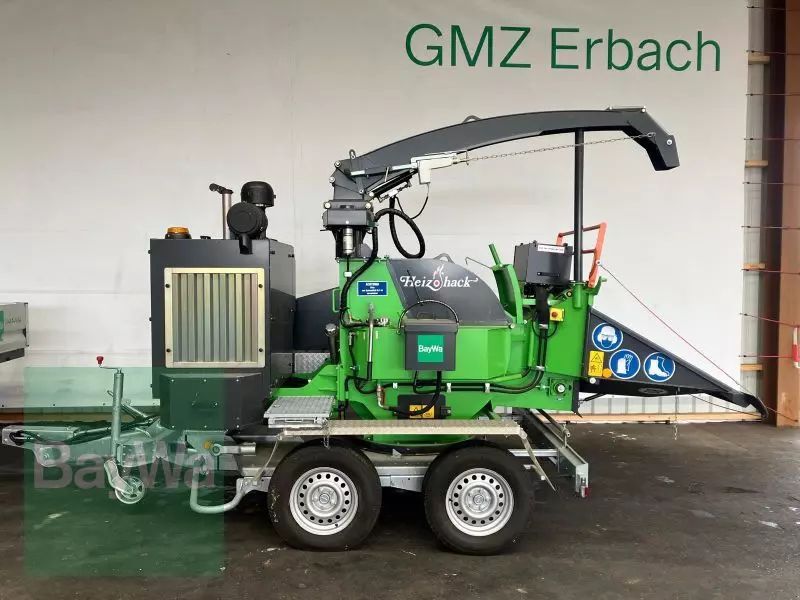 E-FARM: heizomat hm 6-300 vm caterp. c2.8b - Déchiqueteuse et broyeur de bois - id XC5GRAN - 53 874 € - Année: 2022 - Allemagne