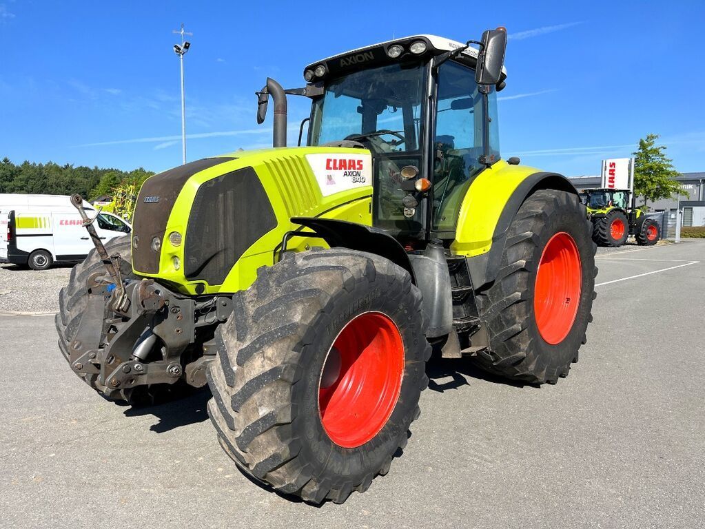 Claas Axion 840 Tractor €29,412