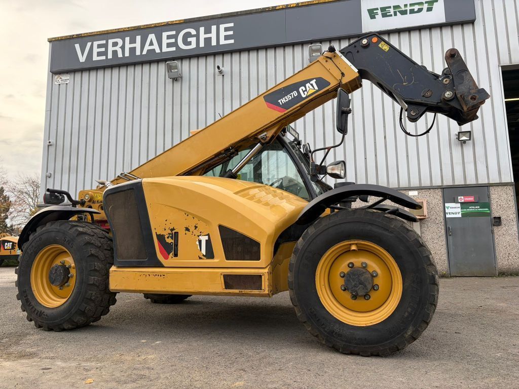 Caterpillar th 357 d Ładowacz teleskopowy 45 000 €