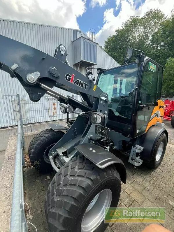 E-FARM: Giant g5000 - Kerekes rakodógép - id 91ANRSS - 65 950 EUR - Gyártási év: 2023 - Motor teljesítménye (LE): 75,Németország