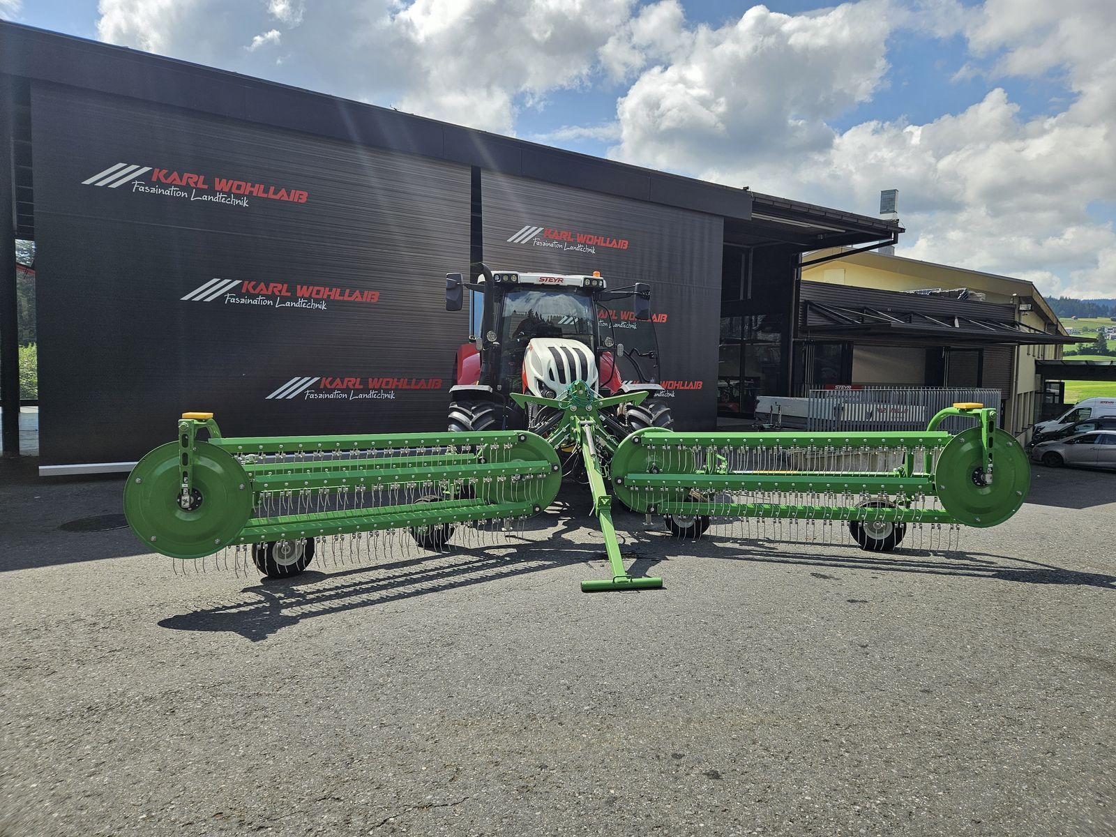 E-FARM: SaMASZ twist 600 - Voltafieno - id HLAJCP7 - 12.084 € - Anno di costruzione: 2022 - Austria