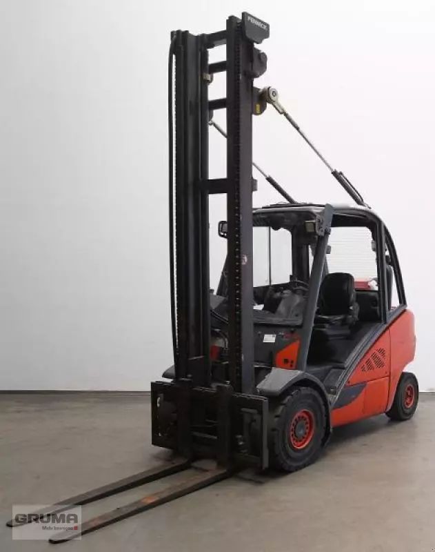 E-FARM: Linde h 30 t evo 393-02 - Targonca - id UNTJZKX - 10 900 EUR - Gyártási év: 2015 - Üzemóra (motor): 9106,Németország