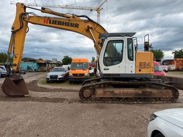 Liebherr r924 compact Koparka gąsienicowa 30 900 €