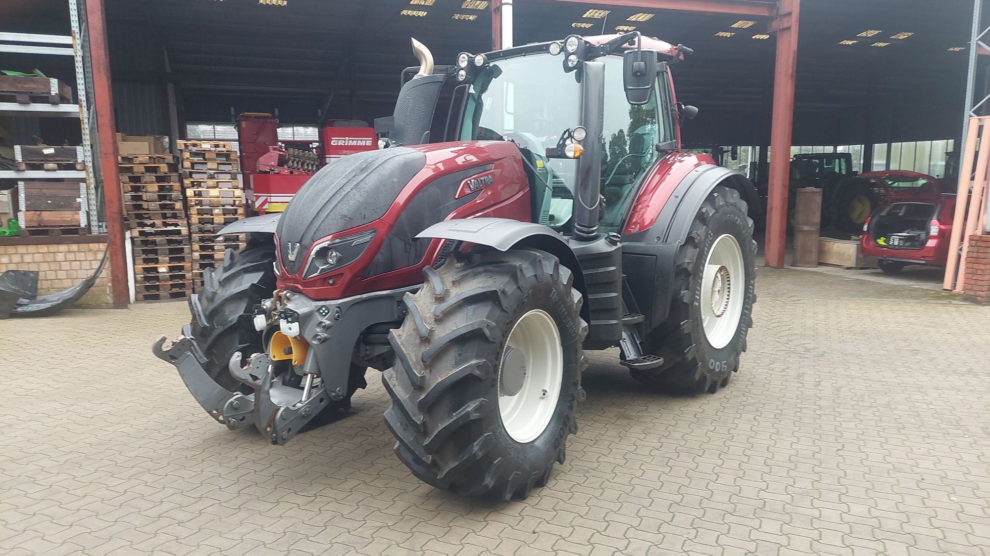 E-FARM: Valtra T 174 - Tracteur - id PPA8XZN - 109 000 € - Année: 2017 - Lecture du nombre d'heure: 3 002,Puissance du moteur (chevaux): 177,Allemagne
