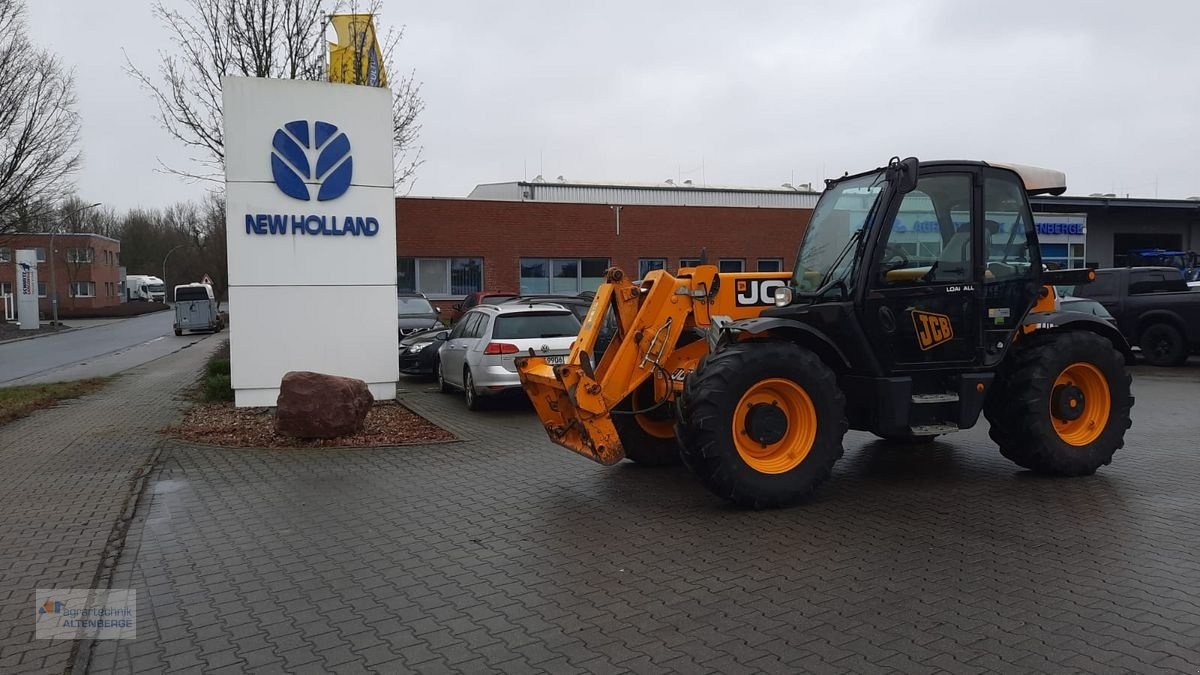 JCB 536 - 60 agri super telehandler €33,193