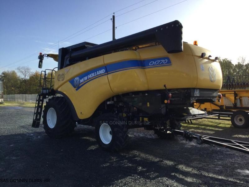 E-FARM: New Holland CH 7.70 ST5 - Combine harvester - id 4BV7RPB - €185,000 - Year of construction: 2022 - Engine hours: 350,France