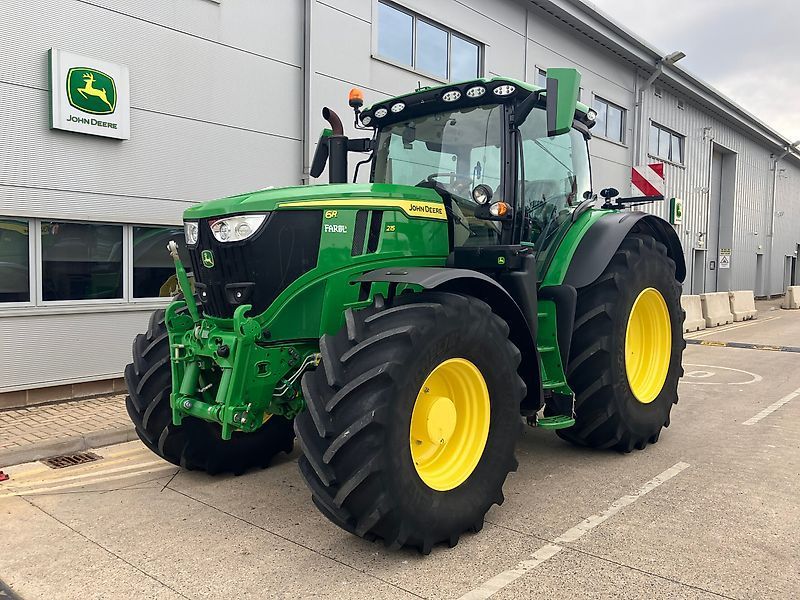 E-FARM: John Deere 6R 215 - Tractor - id V9ZXX1G - €148,738 - Year of construction: 2023 - Engine hours: 1,250,Engine power (HP): 215,United Kingdom