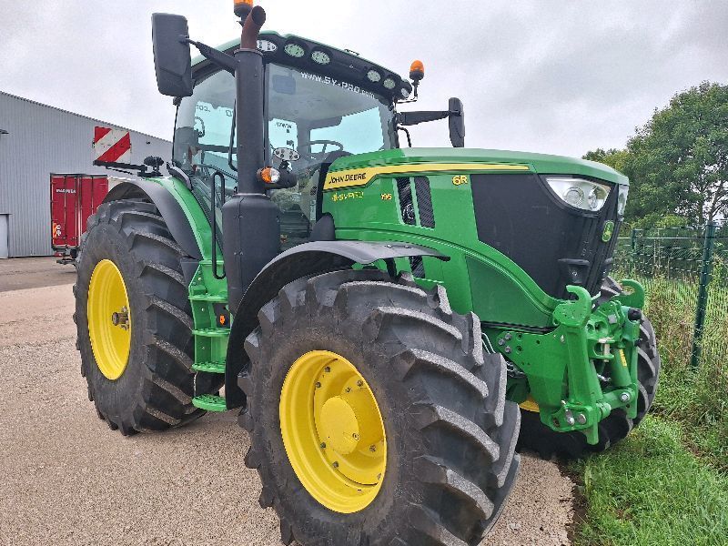 E-FARM: John Deere 6R 195 - Traktor - id NPGX7L6 - 142.000 € - Baujahr: 2023 - Abgelesene Motorstunden: 1.010,Motorleistung (PS): 195,Frankreich