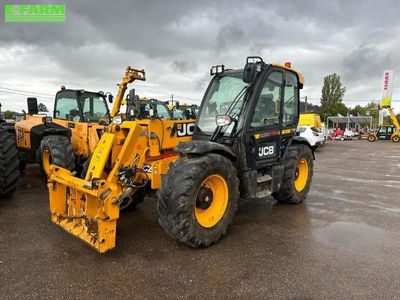 E-FARM: JCB 542 70 agri - Telehandler - id GDJSFRB - €88,000 - Year of construction: 2021 - Engine hours: 2,440,Engine power (HP): 150,France