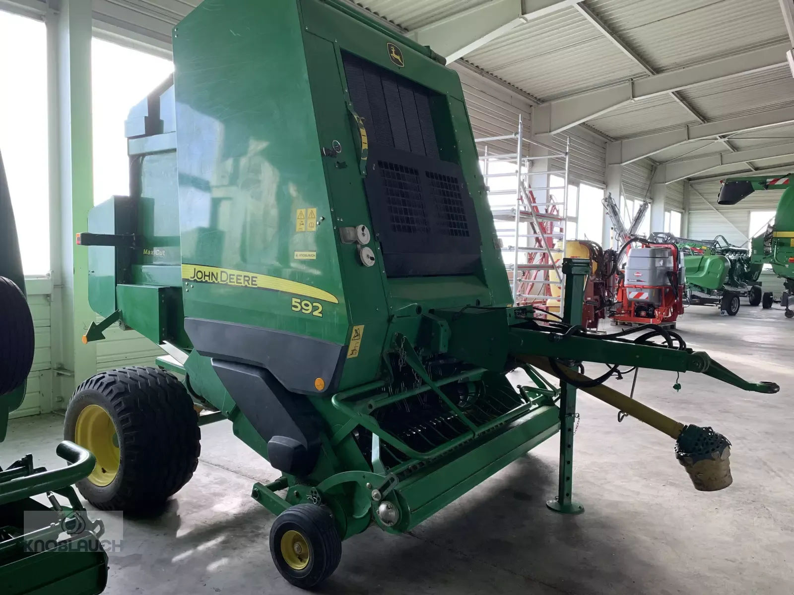 E-FARM: John Deere 592 - Ballenpresse - id 36HIQ4M - 18.500 € - Baujahr: 2008 - Deutschland