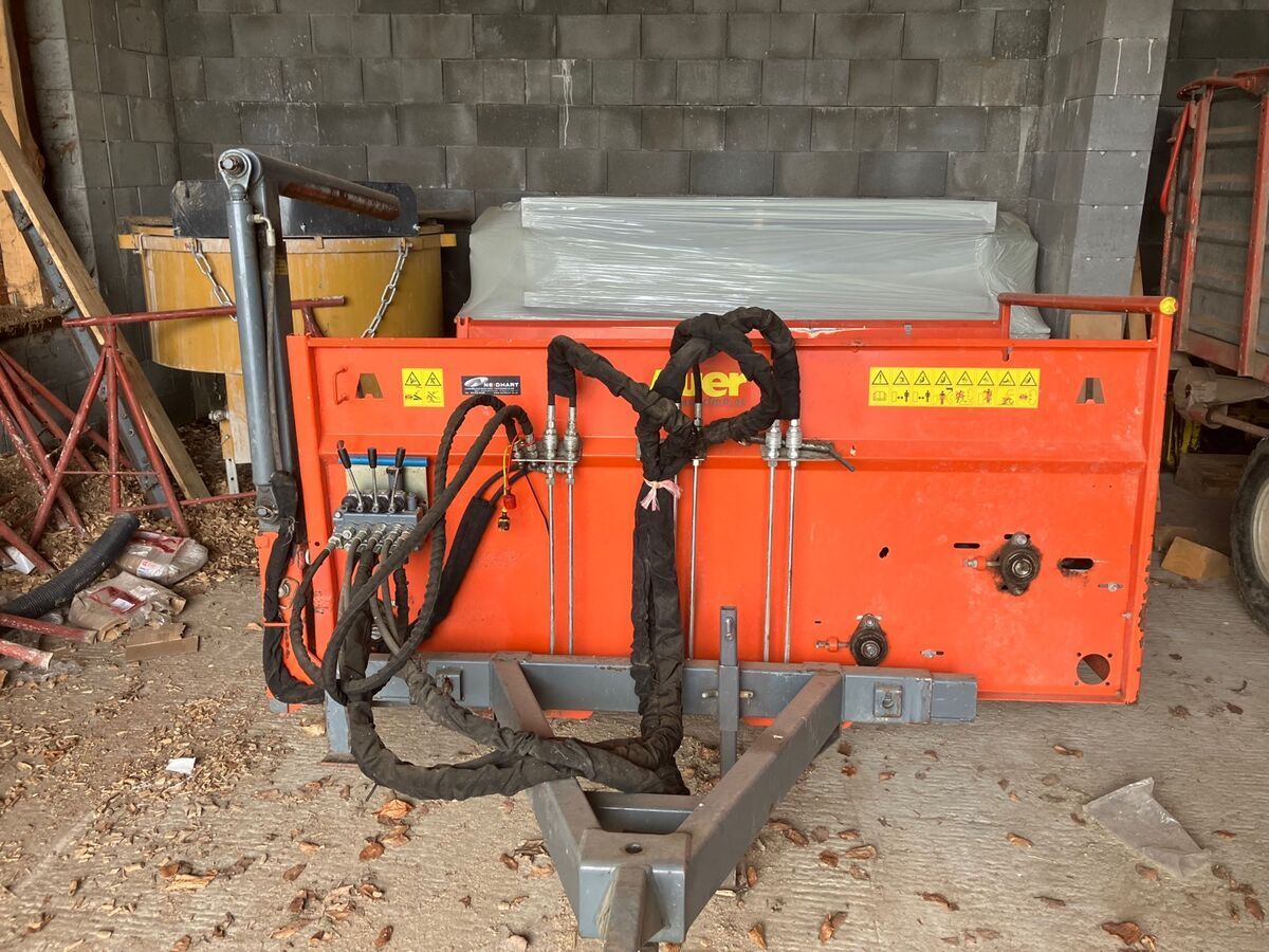 E-FARM: v - Autre matériel de fourrage  - id NYTH9KV - 5 664 € - Année: 2017 - Autriche