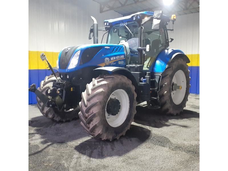 E-FARM: New Holland T7.230 - Tracteur - id PTVVINH - Année: 2020 - Lecture du nombre d'heure: 1 802,Puissance du moteur (chevaux): 200,France