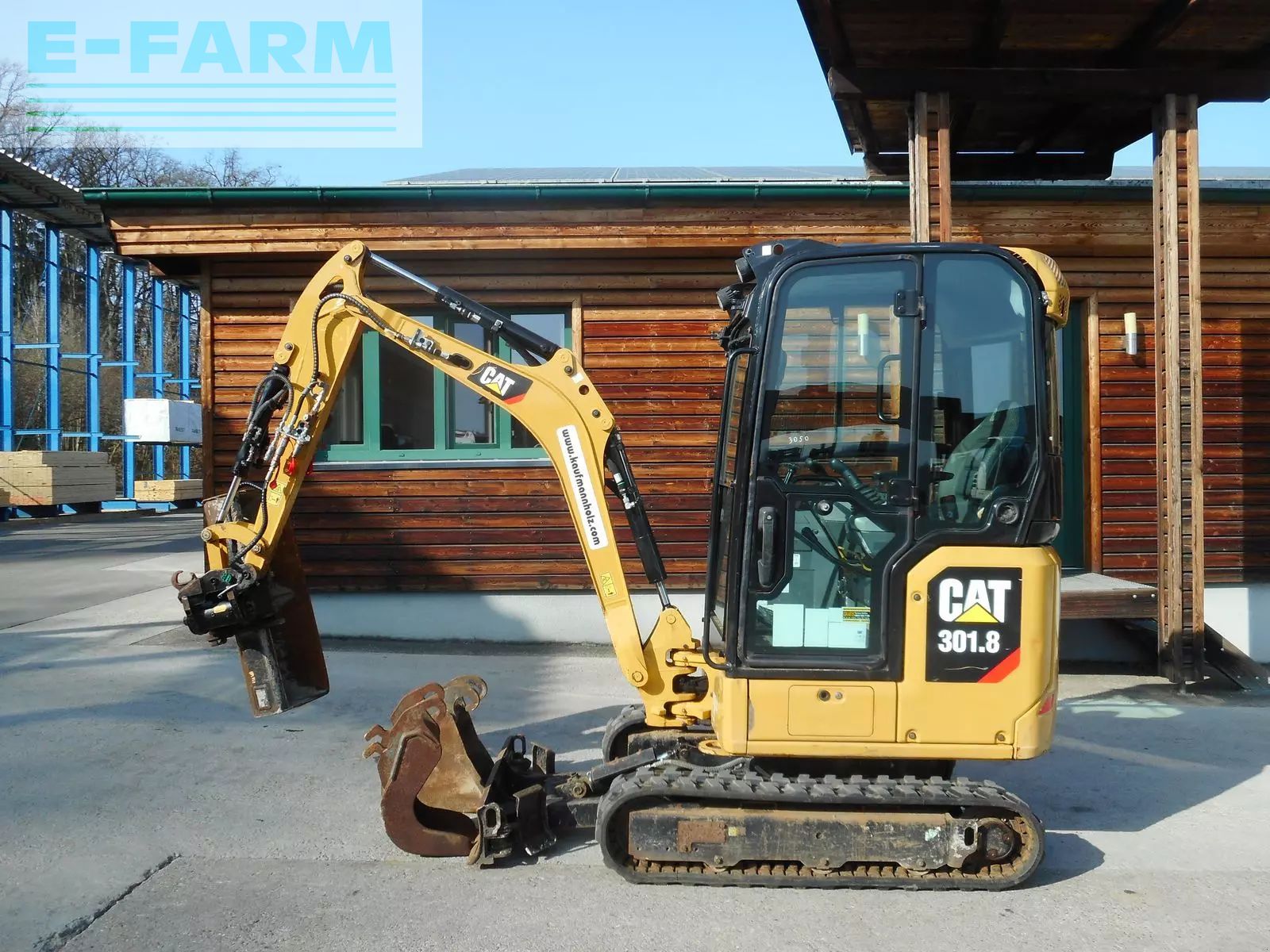 Caterpillar 301.8d ( 1.725kg ) mit powertilt Minirypadlo 18 900 €