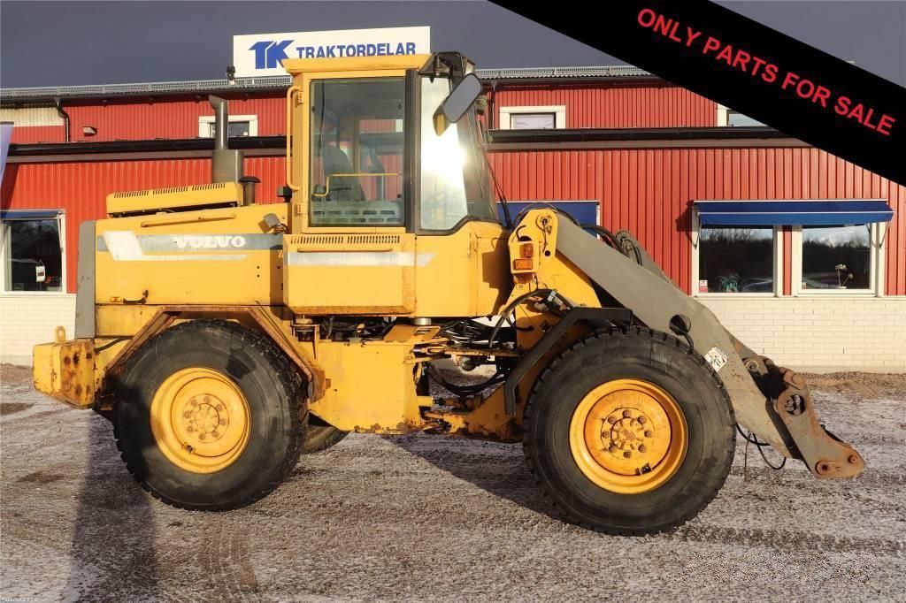 E-FARM: VOLVO l 50 b c dismantled. only spare parts - Chargeuse sur pneus - id 7CMUT58 - Année: 1993 - Suède