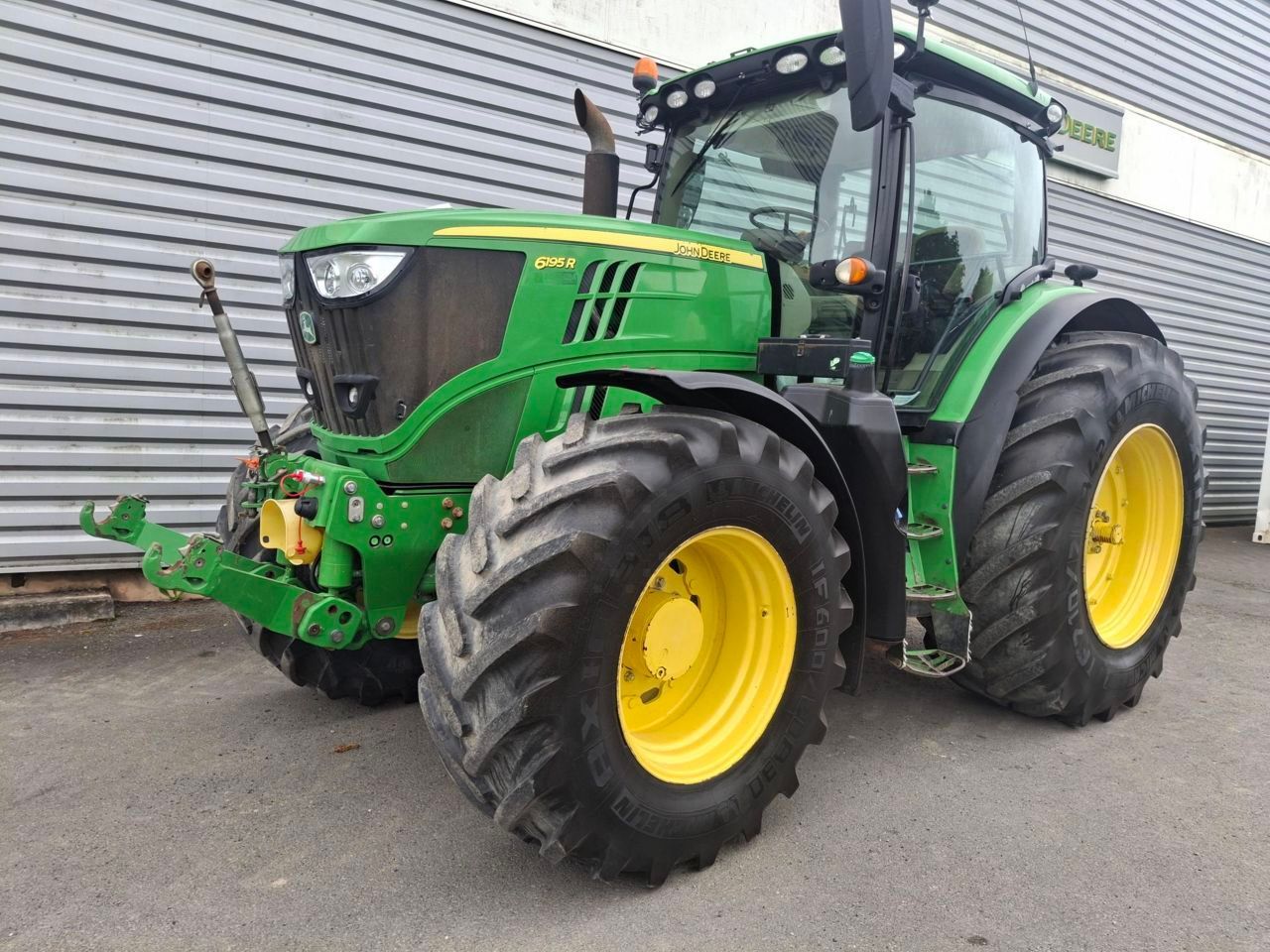 John Deere 6195 R Tractor €72,000