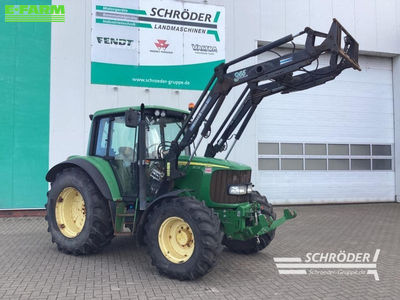 E-FARM: John Deere 6120 M - Tractor - id TINEUUG - €28,985 - Year of construction: 2004 - Engine hours: 8,630,Engine power (HP): 133,Germany