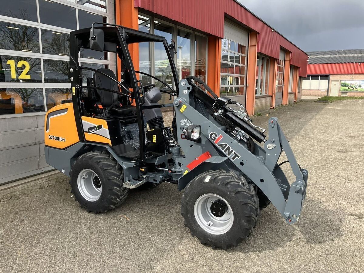 Giant g2700 hd+ Ładowarka kołowa