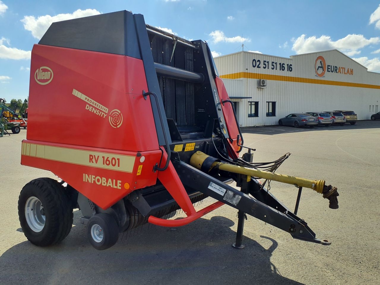 Vicon RV 1601 baler €4,500