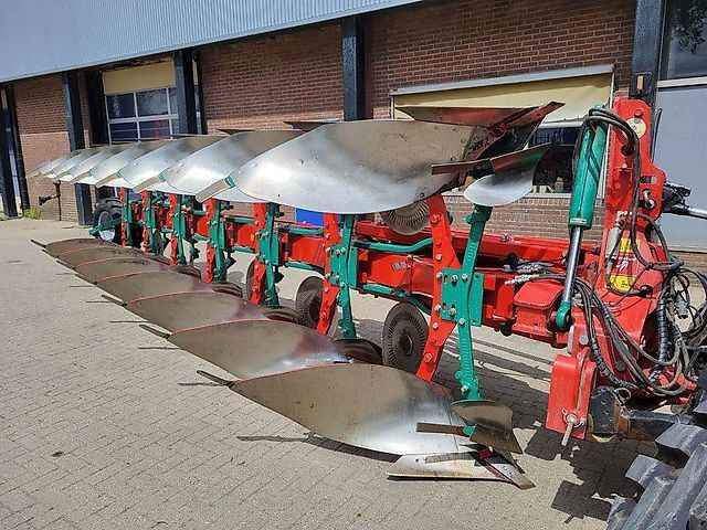 Kverneland LO 100 Plough €50,750
