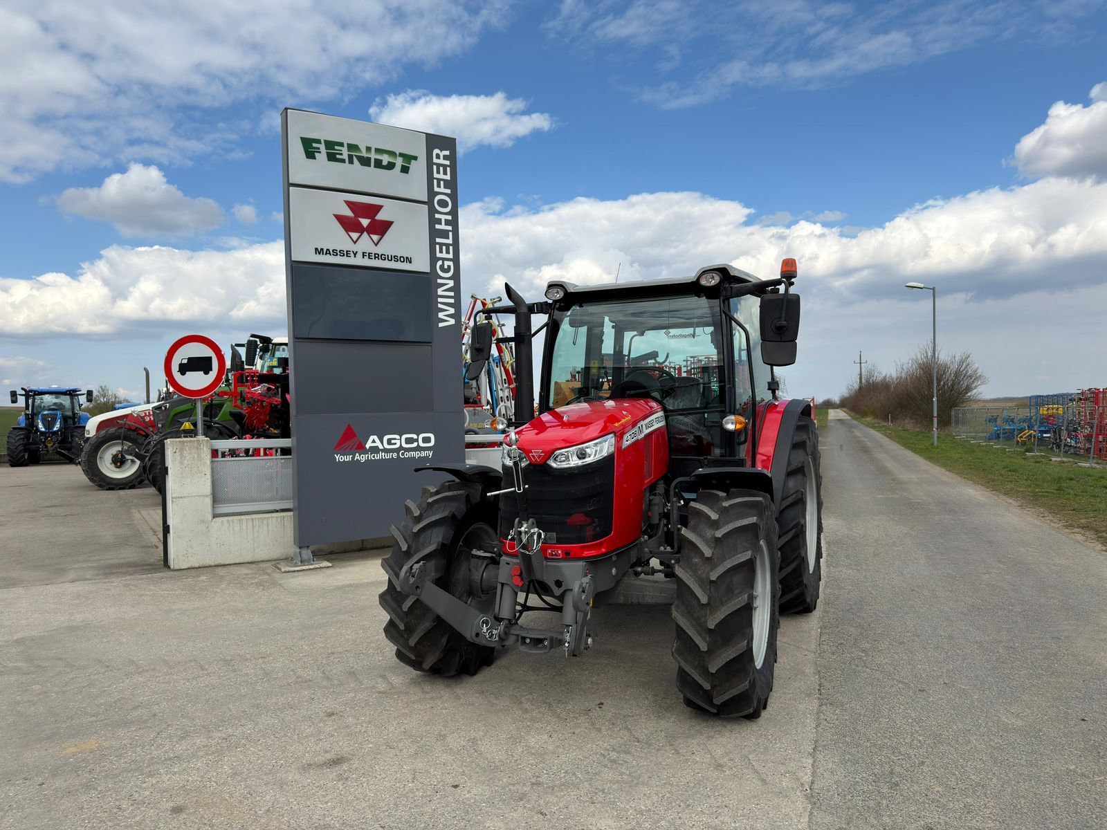 Massey Ferguson 4708 M Tracteur 43 000 €