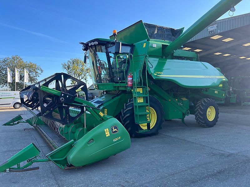 John Deere T 560 Combină de recoltat 75.269 EUR