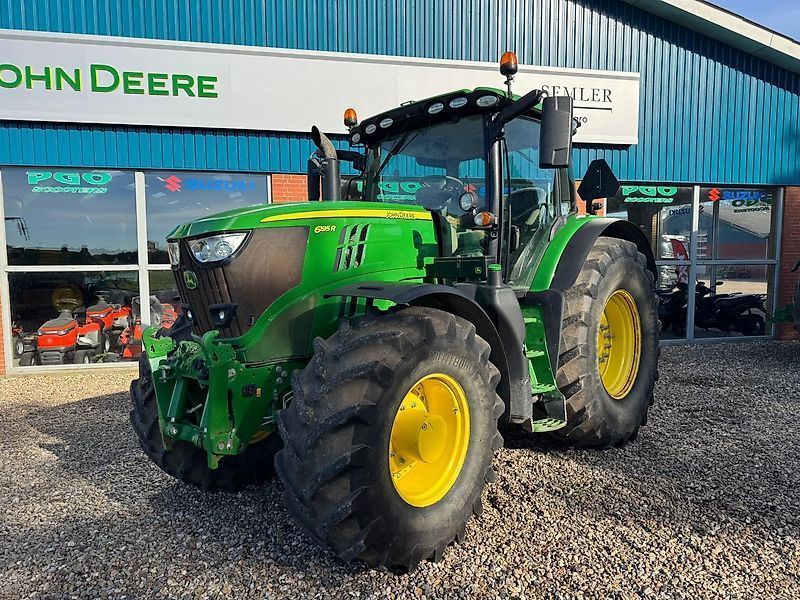 John Deere 6195 R Tractor €113,747