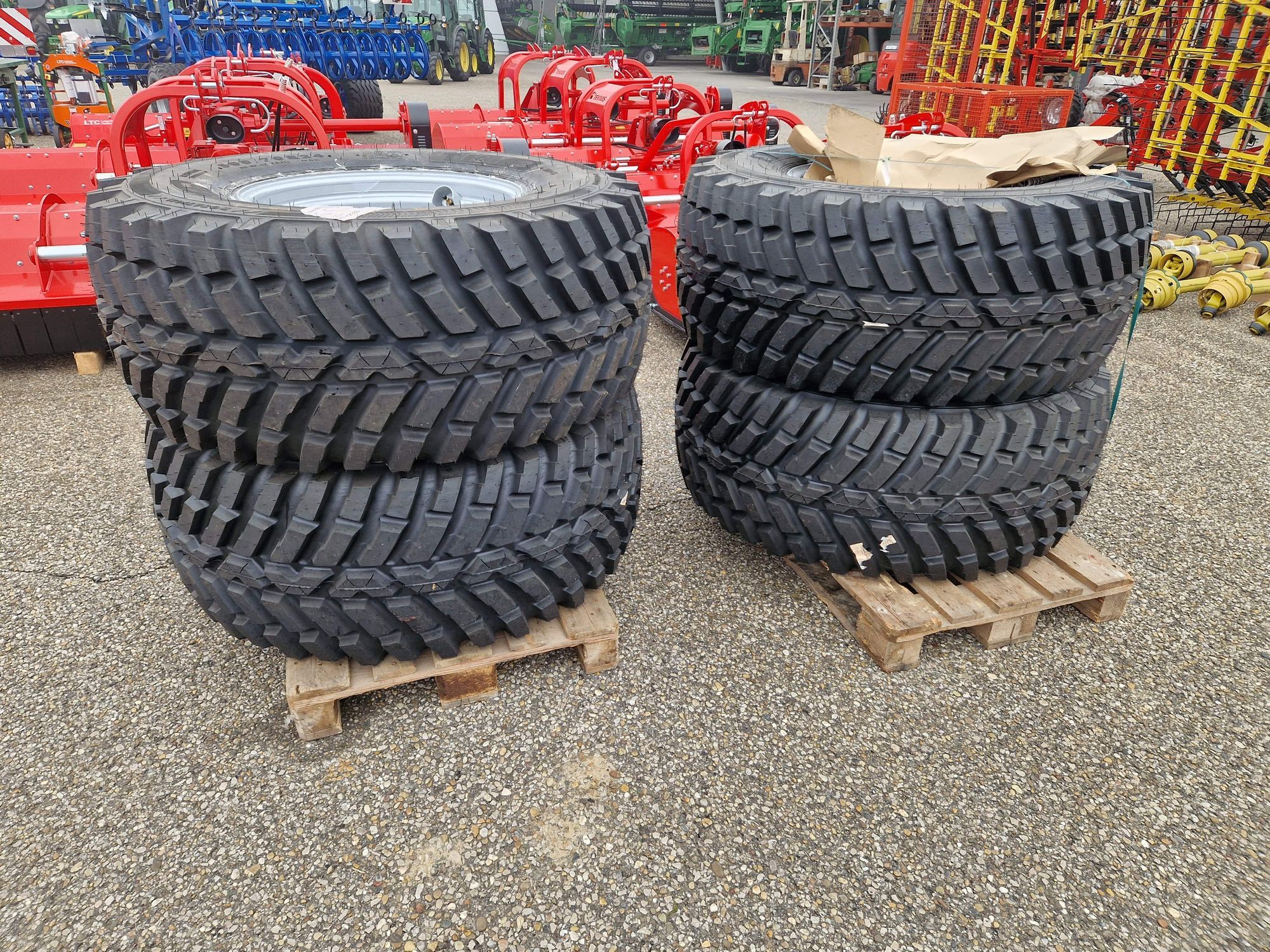 E-FARM: Nokian TRI 2 - Hjul og spor - id DE2NPD6 - 5.417 € - Produktionsår: 2023 - Østrig
