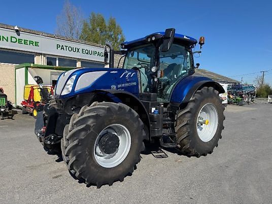 E-FARM: New Holland T7.245 - Traktor - id KRUJQGV - 165.000 € - Baujahr: 2023 - Abgelesene Motorstunden: 590,Motorleistung (PS): 220,Frankreich