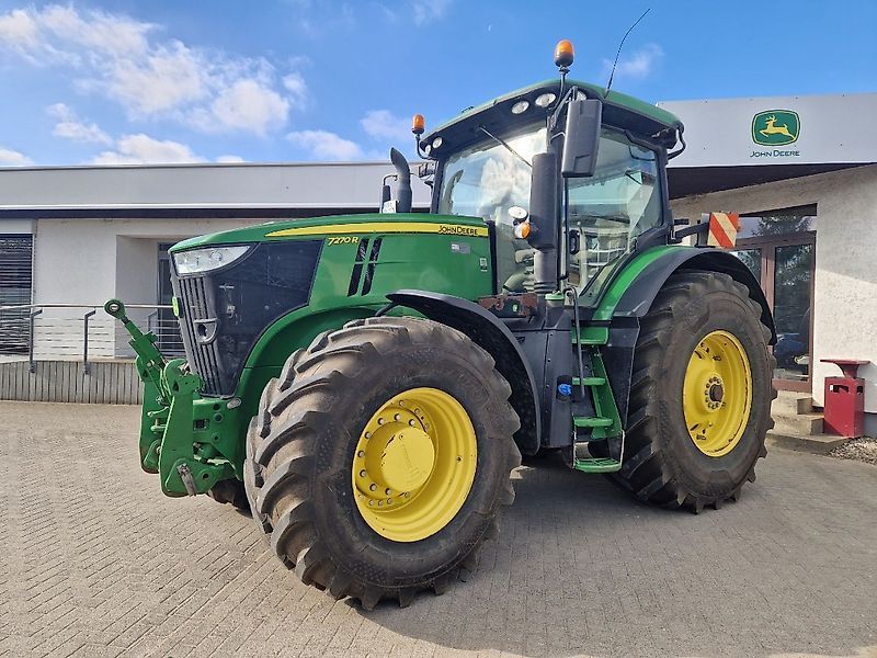 E-FARM: John Deere 7270 R - Tracteur - id JPJEQLV - 80 000 € - Année: 2018 - Lecture du nombre d'heure: 6 020,Puissance du moteur (chevaux): 270,Allemagne