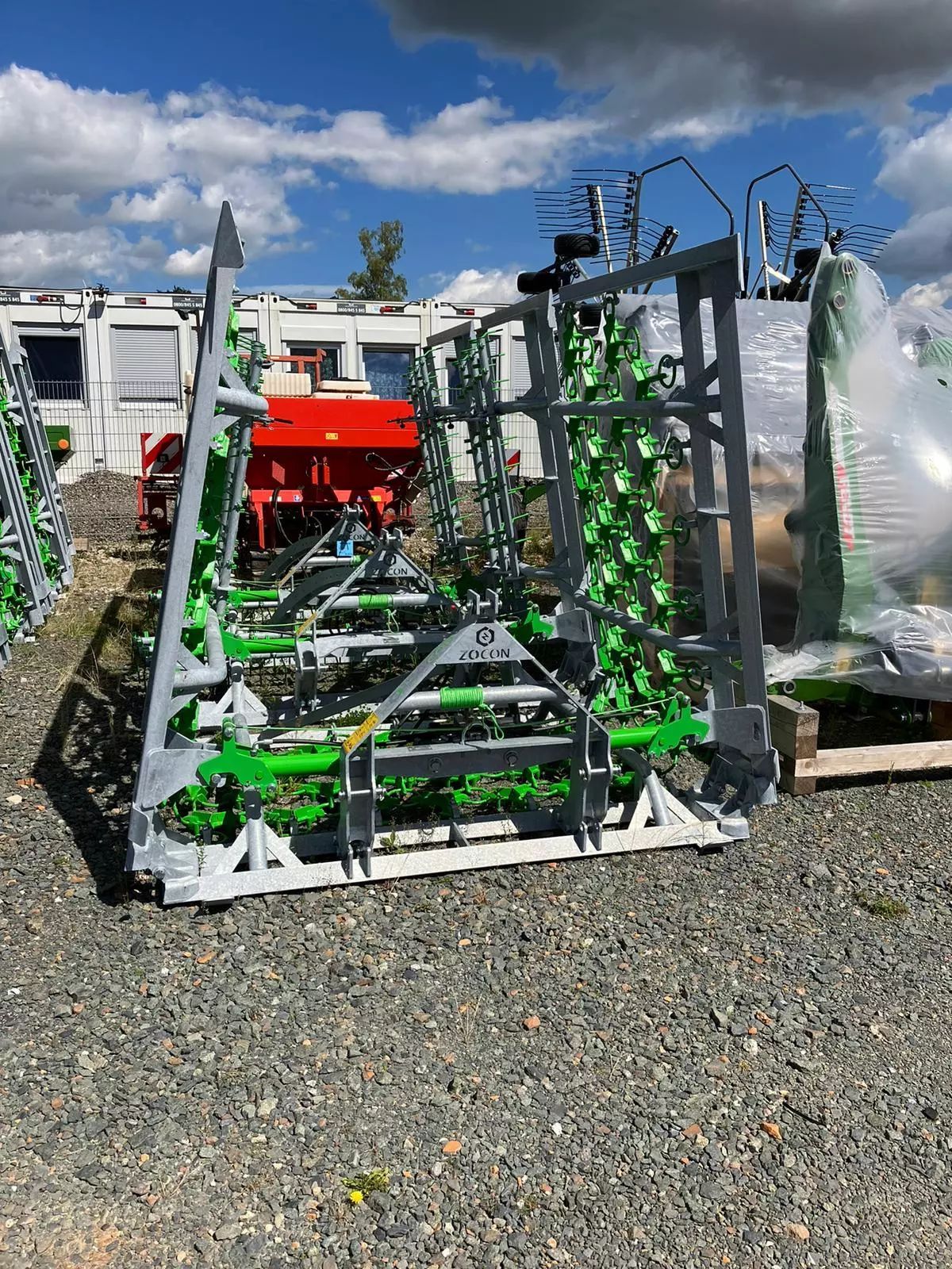 E-FARM: Zocon wiesenschleppe 6m 4reihig - Futterernte Sonstige - id GFDY25T - Baujahr: 2024 - Deutschland