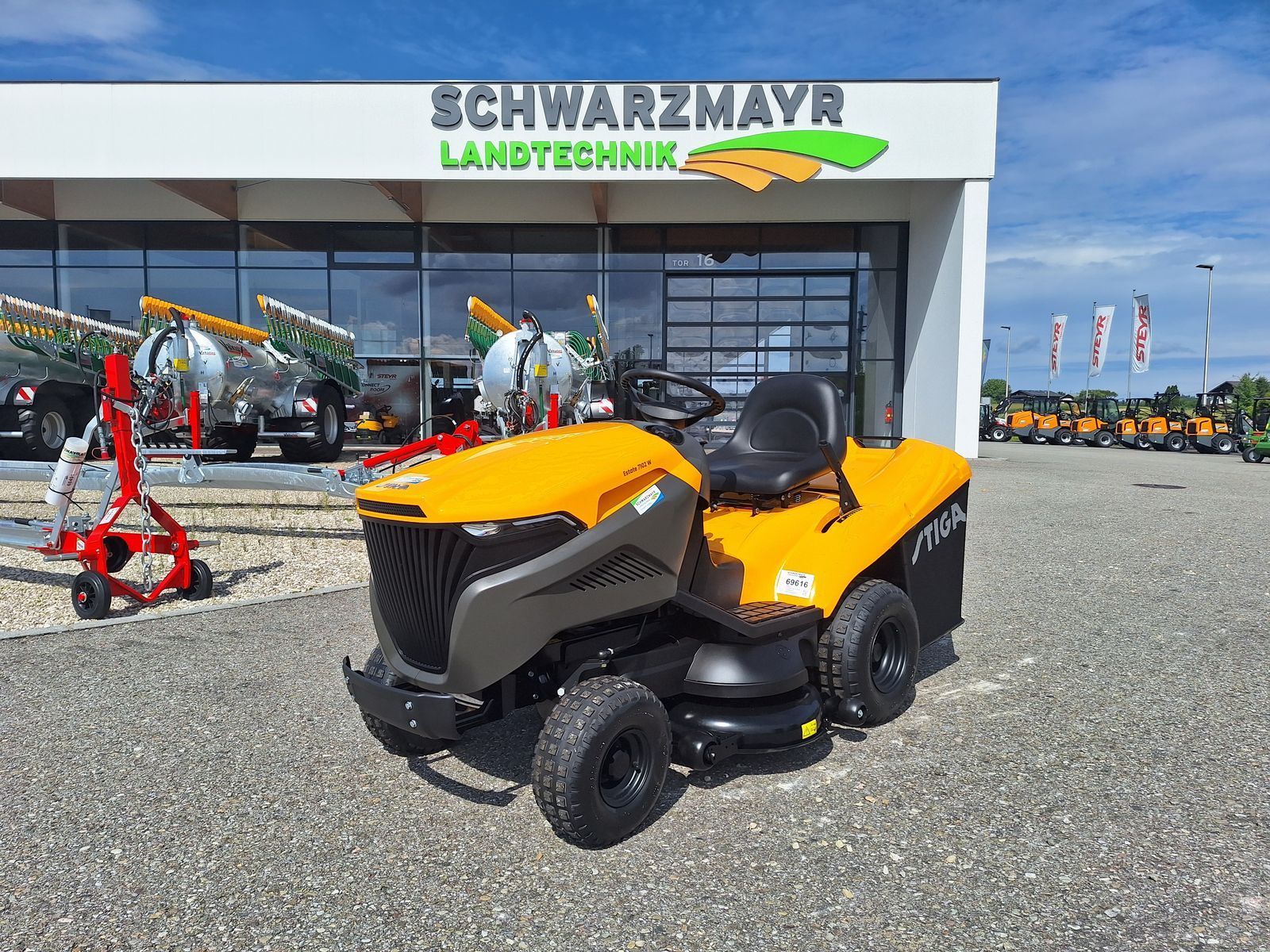 E-FARM: STIGA Estate 7102 W - Tractor - id DXZVW9B - Year of construction: 2025 - Austria