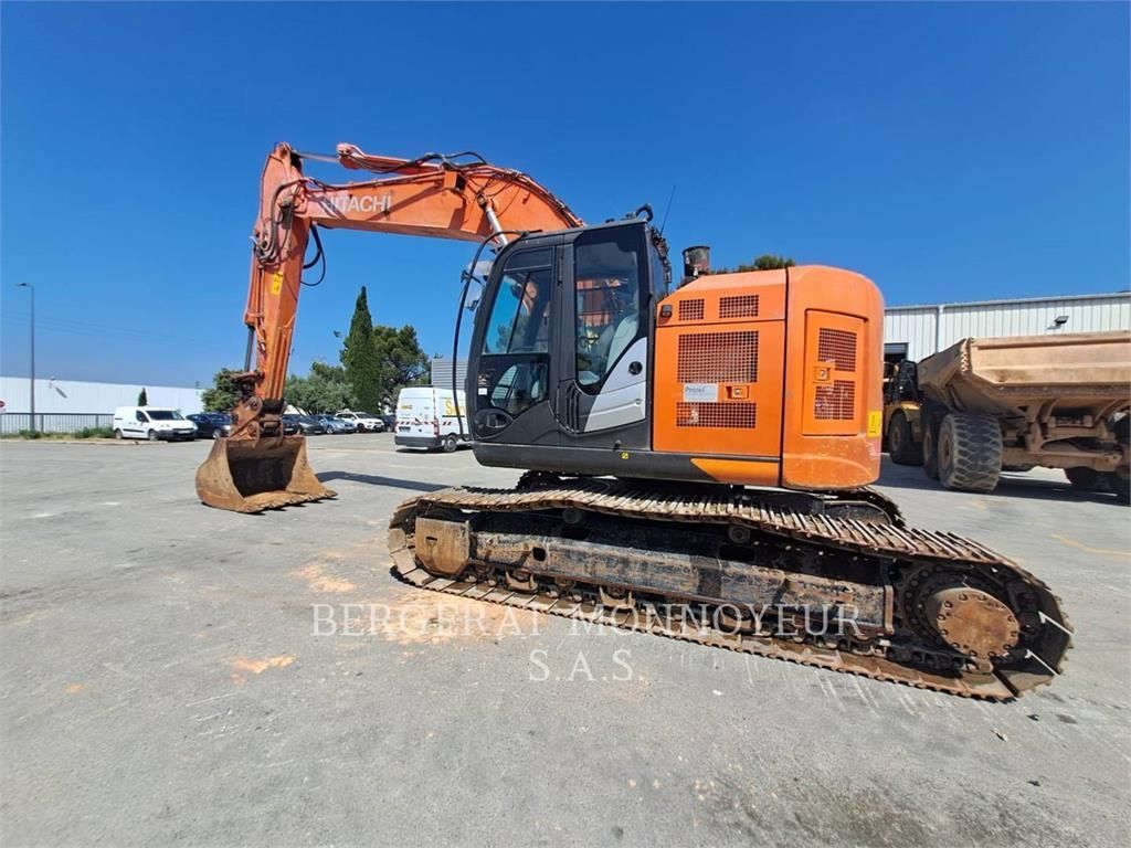 Hitachi zx225 Koparka gąsienicowa 80 000 €