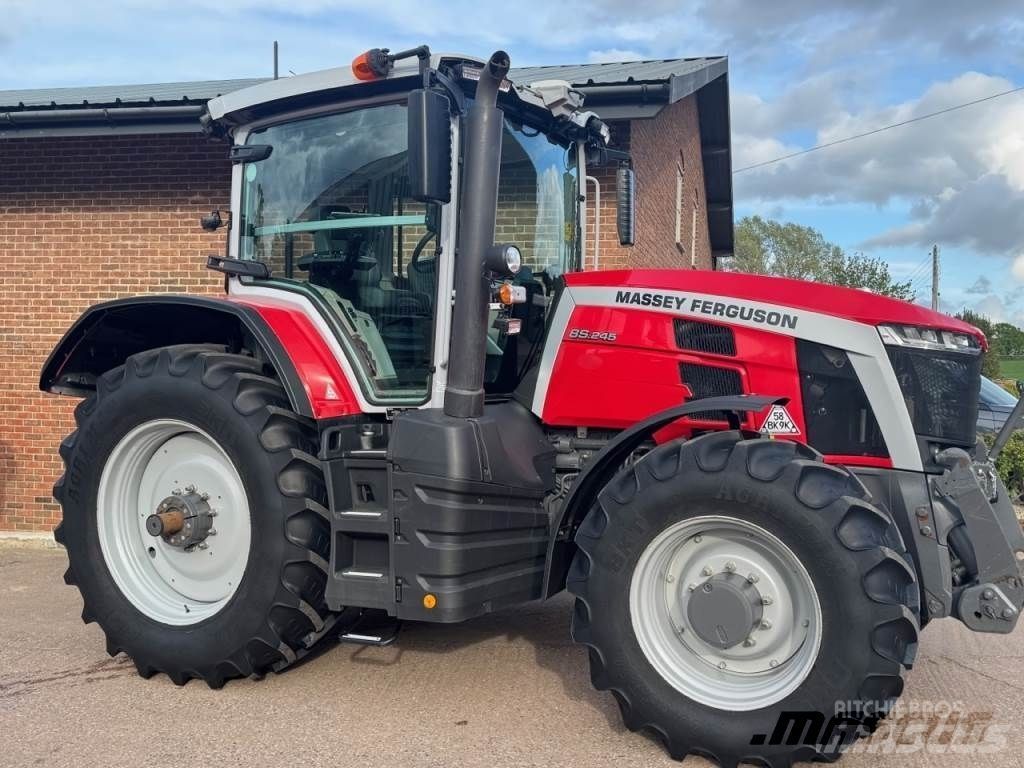 E-FARM: Massey Ferguson 8S.245 Exclusive - Tractor - id IZLWSSE - Año: 2024 - Horas: 1240,Reino Unido