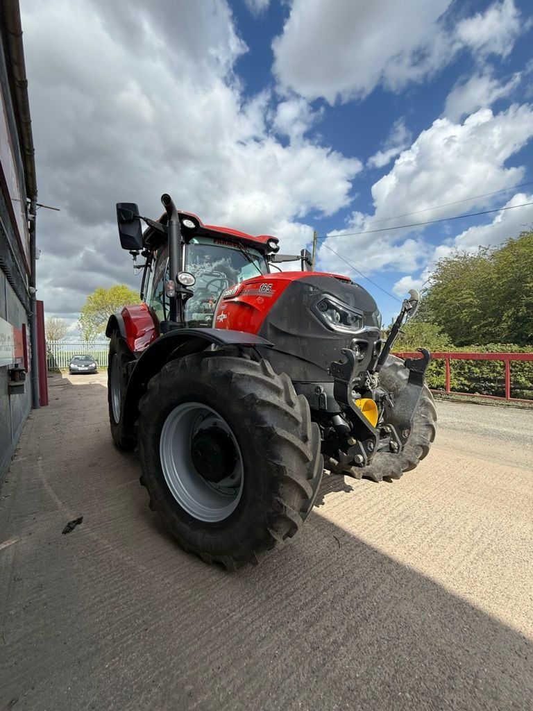 Case IH Puma 165 Traktor 97.576 €