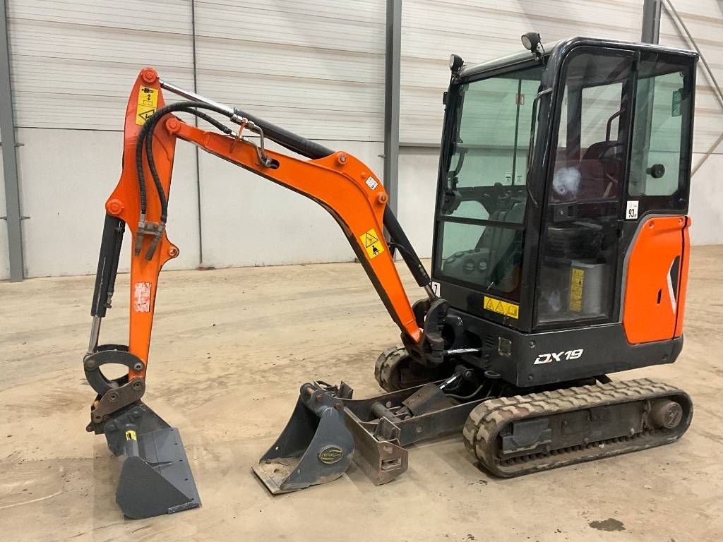 Doosan dx 19 Mini excavadora  14.750 €