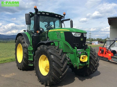 E-FARM: John Deere 6215 R - Tractor - id UIAXWWF - €104,167 - Year of construction: 2017 - Engine hours: 6,072,Engine power (HP): 261,Austria