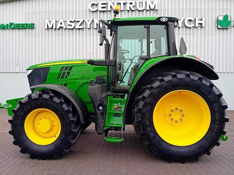 John Deere 6195 M Tractor 117.395 €