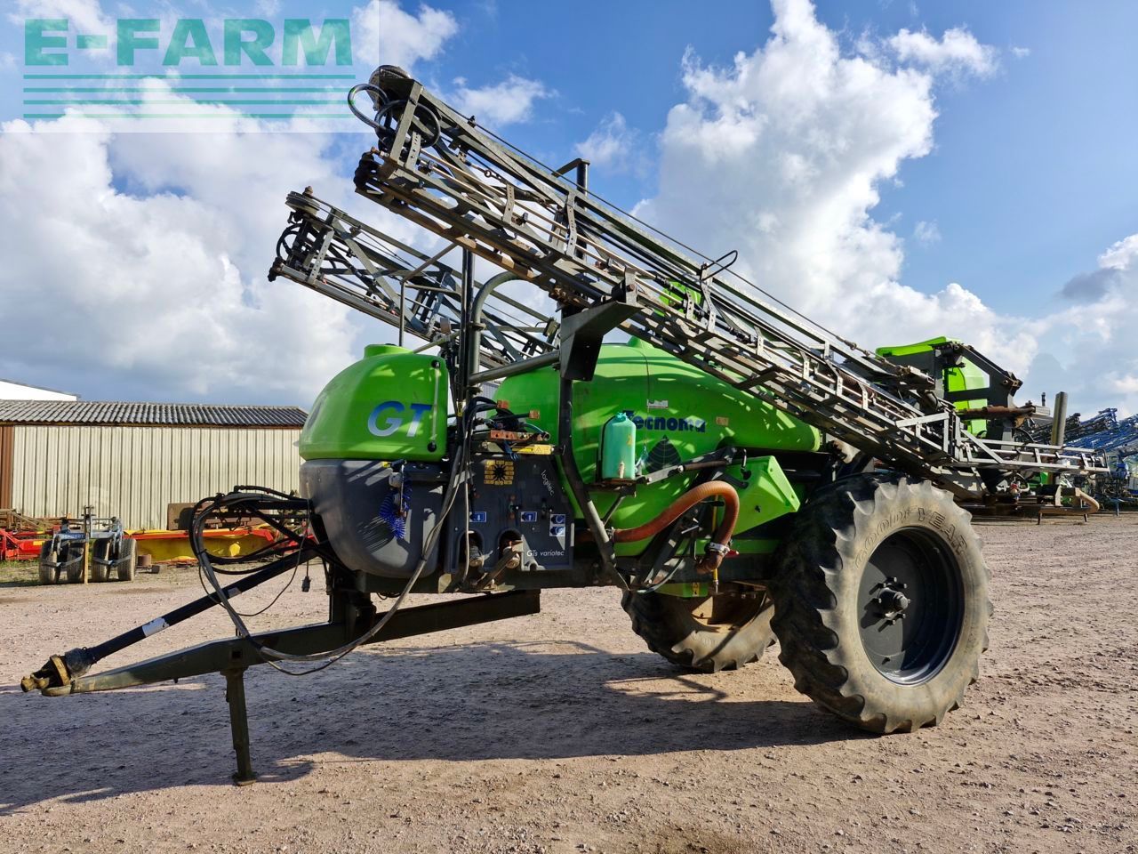E-FARM: Tecnoma gt variotec - Pflanzenschutzspritze - id 2CWCQLE - 6.000 € - Baujahr: 2000 - Frankreich