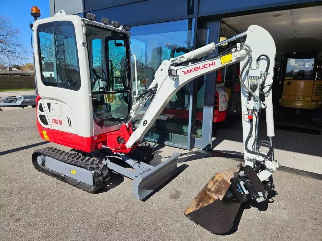 Takeuchi TB 216 Excavator 28.090 EUR