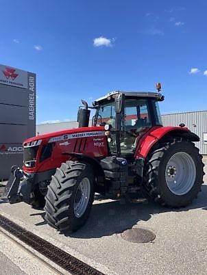 E-FARM: Massey Ferguson 7720S - Tracteur - id T7QHLKC - 110 000 € - Année: 2020 - Lecture du nombre d'heure: 1 800,Puissance du moteur (chevaux): 200,France