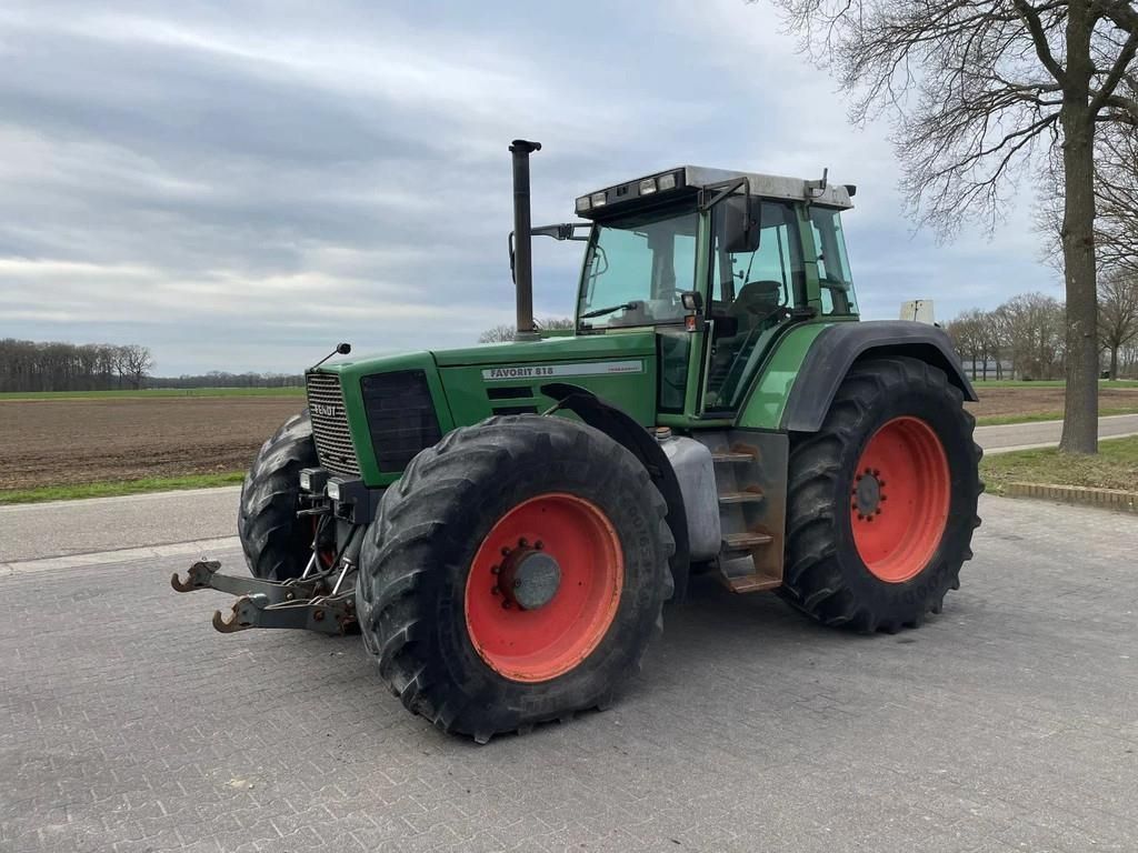 Fendt Favorit 818 Tractor 31.000 EUR