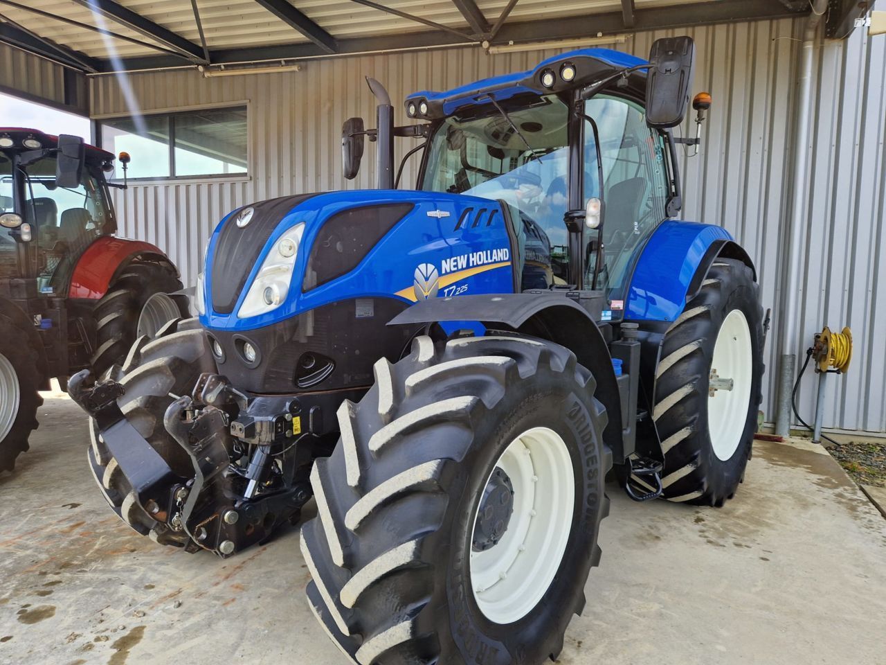 New Holland T7.225 Trattore 76.500 €