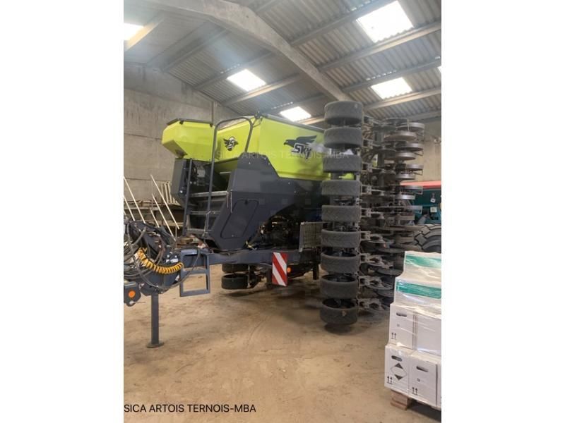 E-FARM: sulky 6m - Precision drill - id SZVUHS9 - €68,900 - Year of construction: 2018 - France