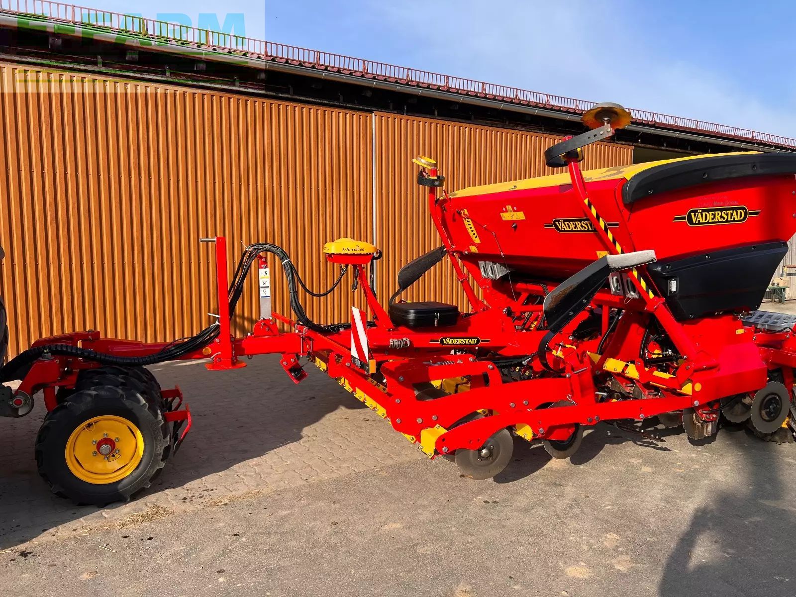 VÄDERSTAD Rapid 300S Siewnik rzędowy/agregat uprawowo-siewny 46 000 €