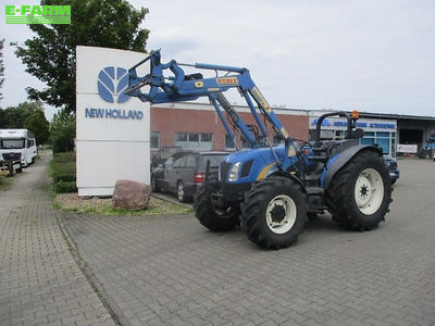 E-FARM: New Holland TN70 - Tractor - id BWEGINR - €32,900 - Year of construction: 2005 - Engine hours: 3,105,Engine power (HP): 72,Germany