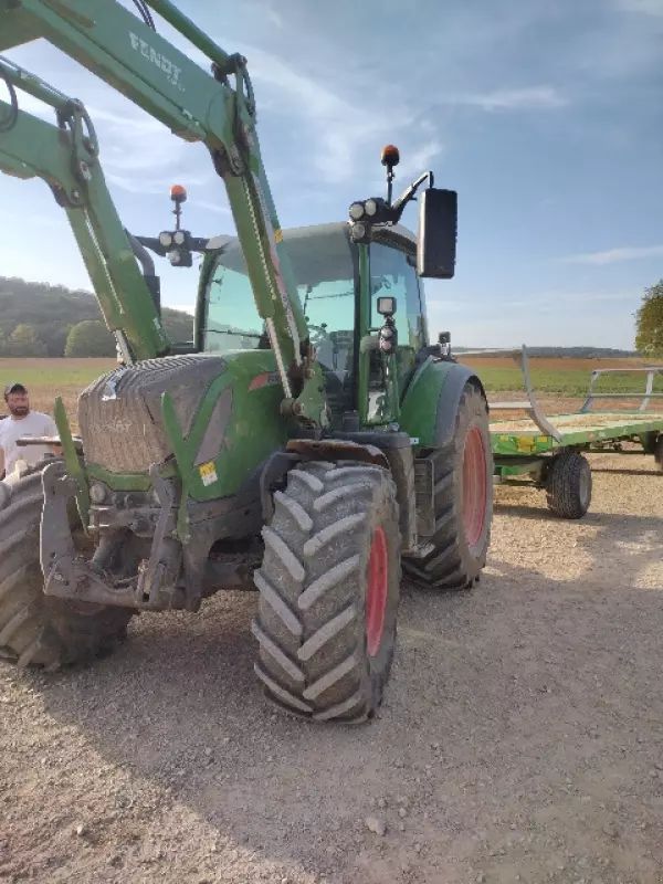 E-FARM: Fendt 312 Vario - Traktor - id YYARJVW - 93.500 € - Baujahr: 2020 - Frankreich